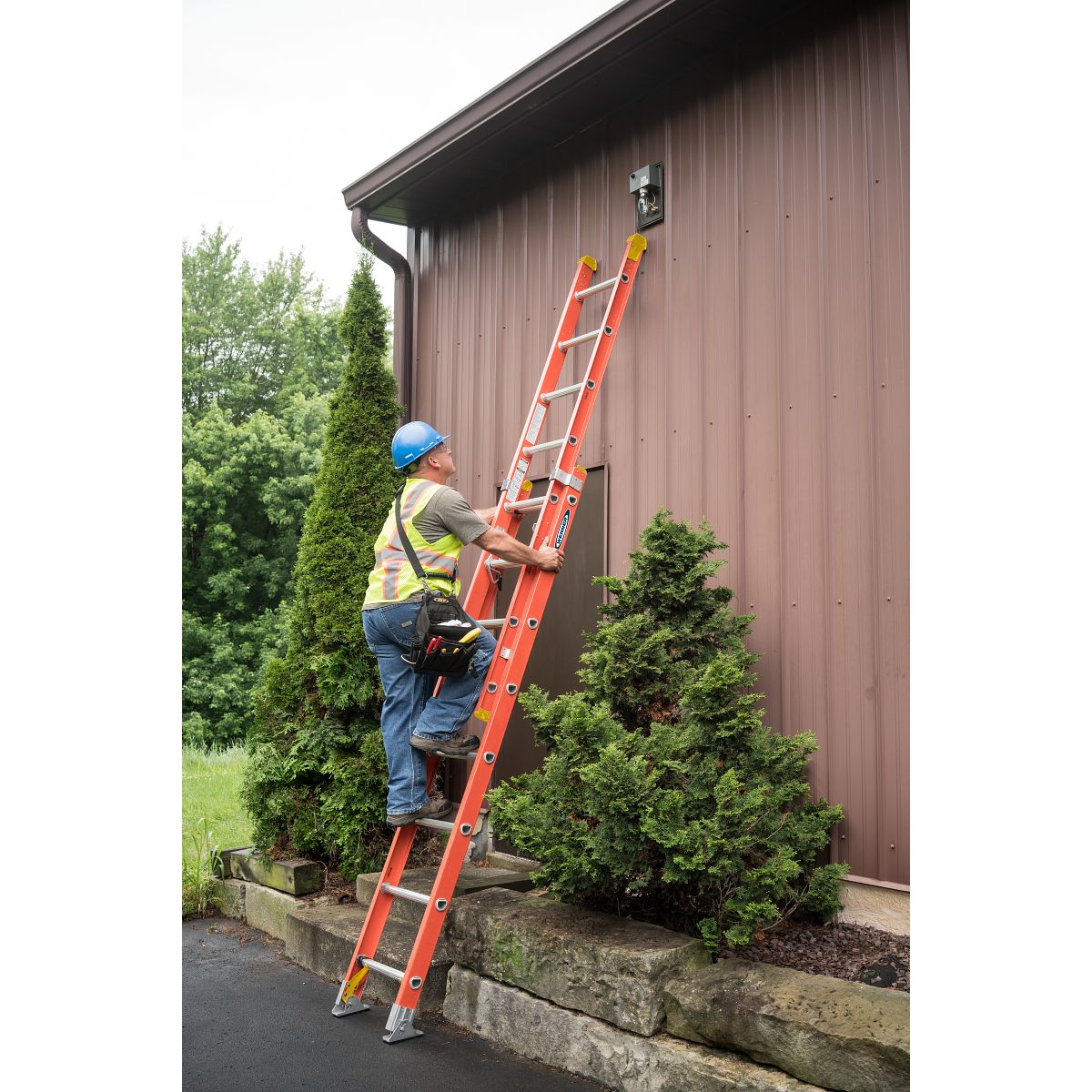 28 foot ladder deals