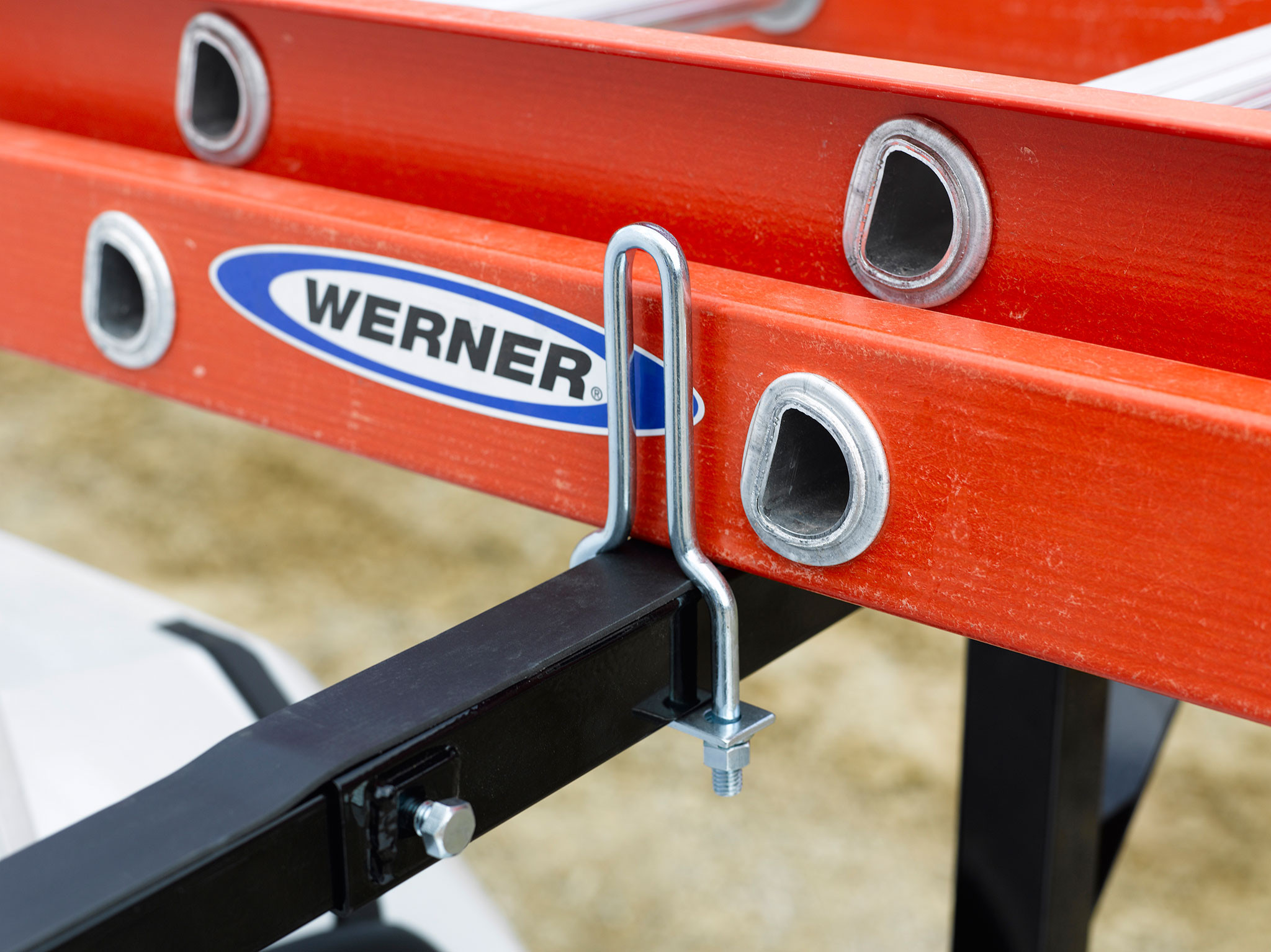 TR401-S | Racks | Werner