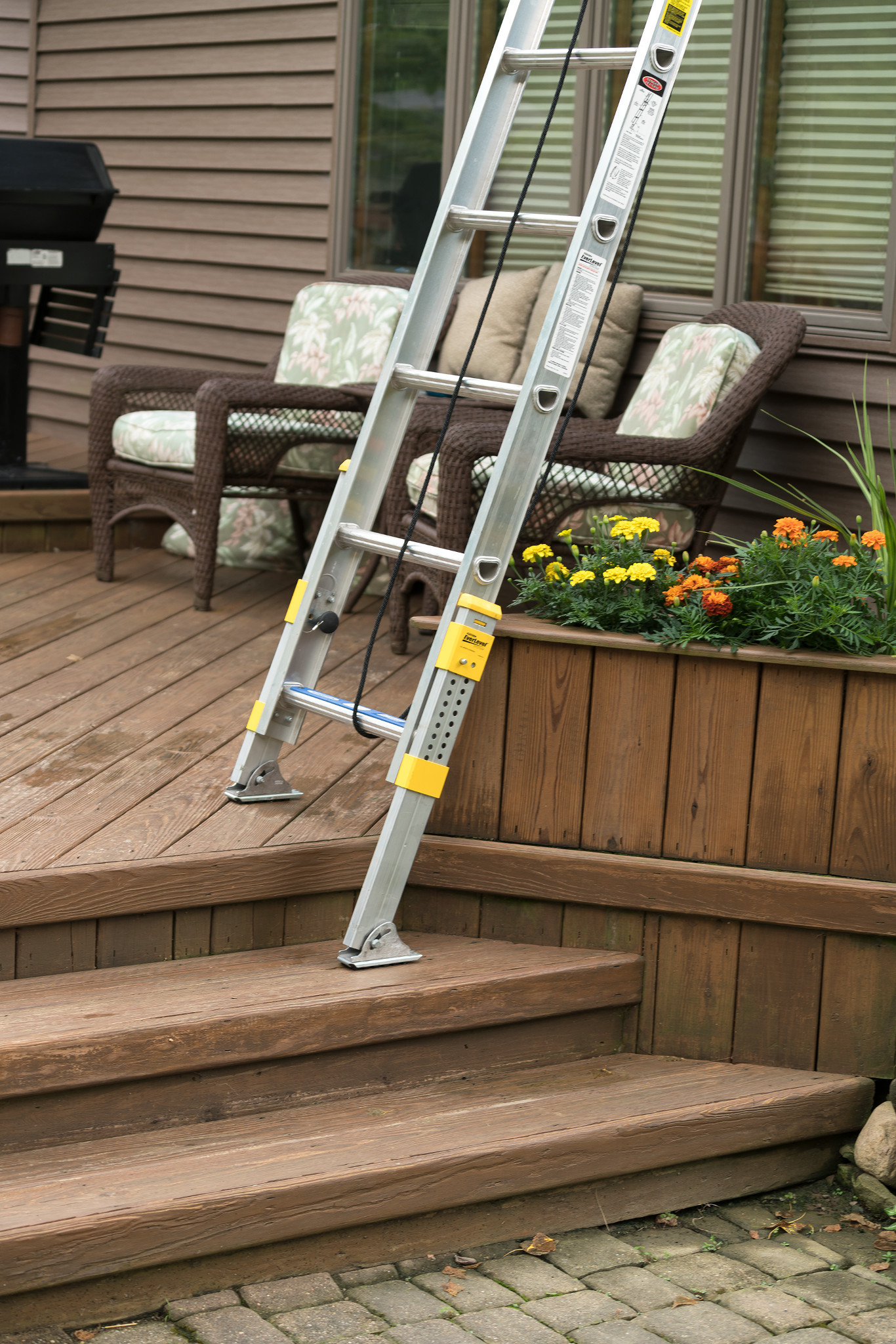 D1824-2EQ | Extension Ladders | Werner