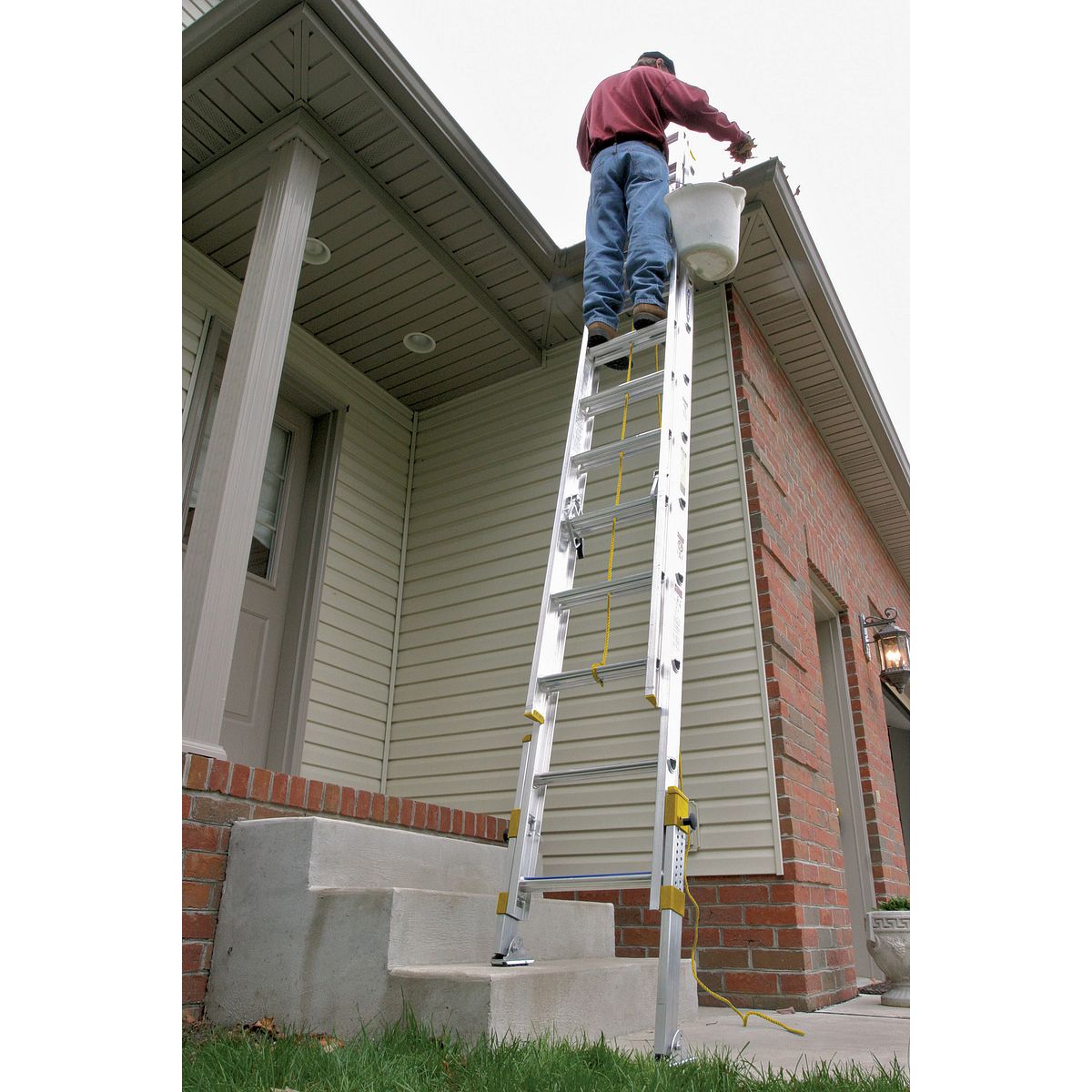 D1728-2EQ | Extension Ladders | Werner US D1728-2EQ | Extension Ladders | Werner US