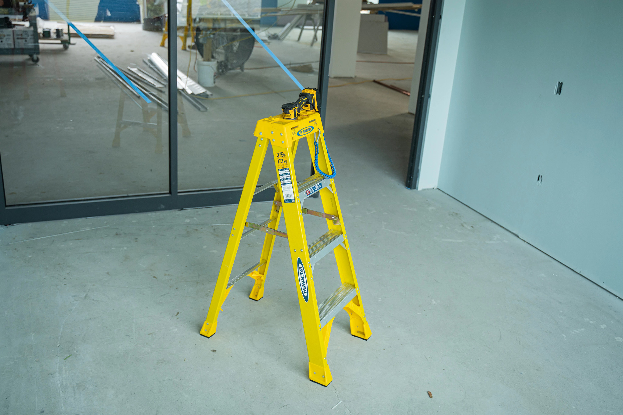 6304 | Step Ladders | Werner