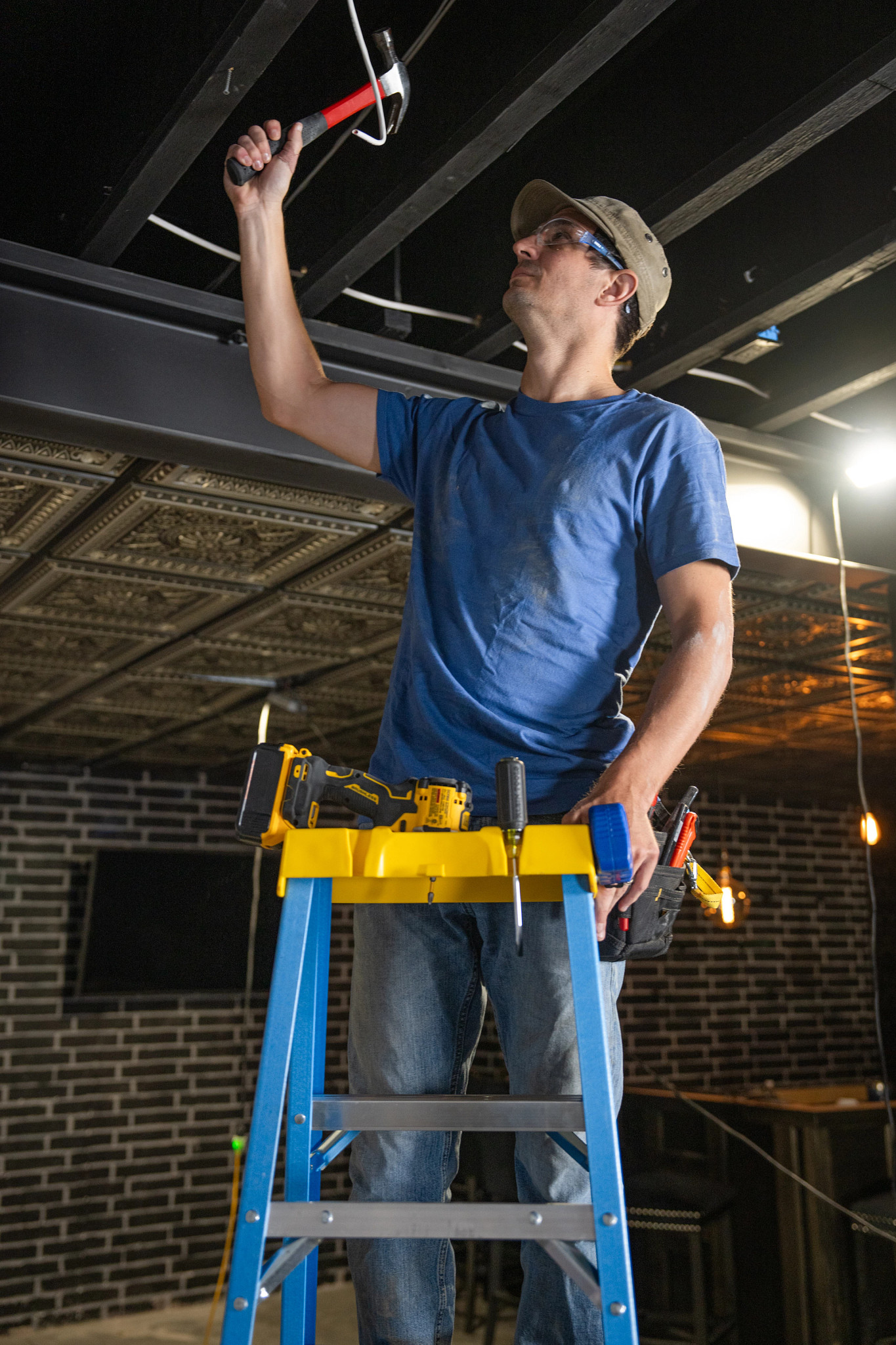 6004 | Step Ladders | Werner